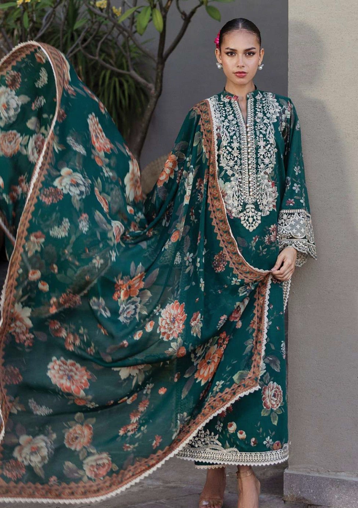 3 Piece Lawn Embroidery Suit - Unstitched