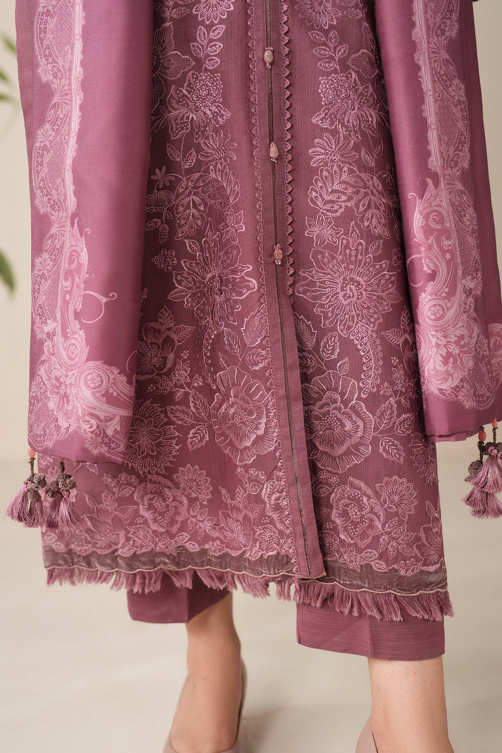 3 Piece Embroidery Khaddar Suit - Unstitched