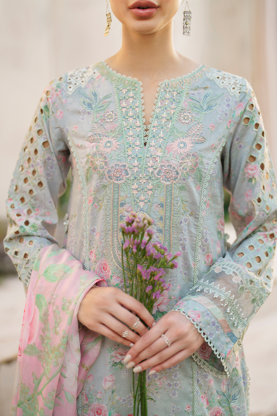 3 Piece Lawn Embroidery Suit - Unstitched