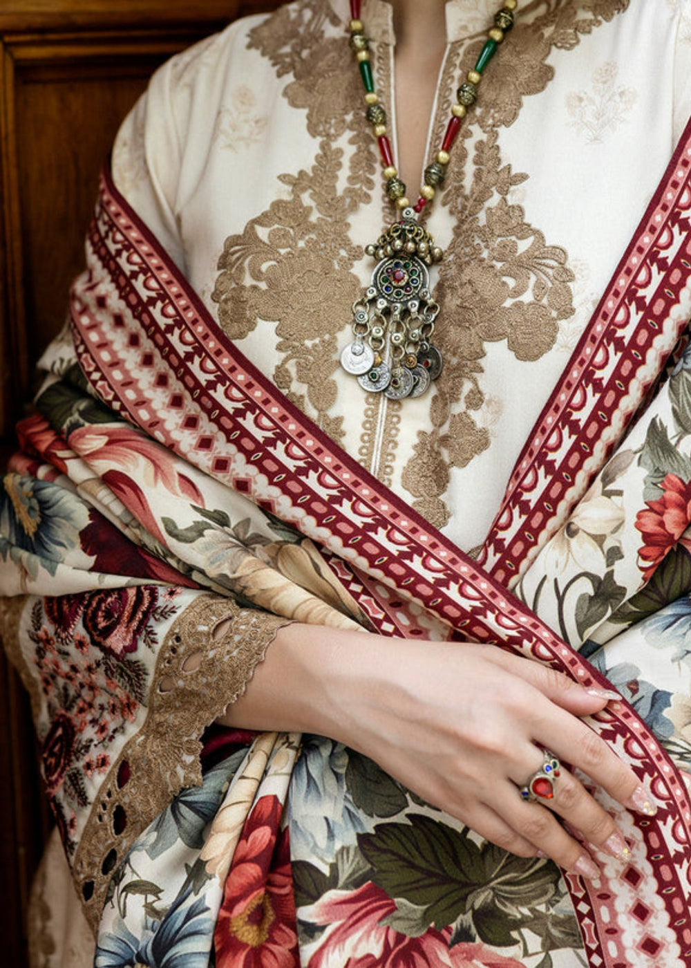 3 Piece Women's Embroidery Lawn Suit - Unstitched