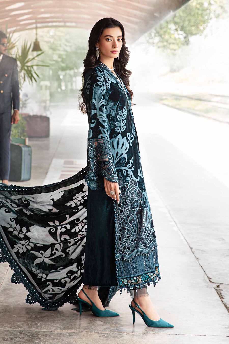 3 Piece Luxury Embroidery Suit - Unstitched